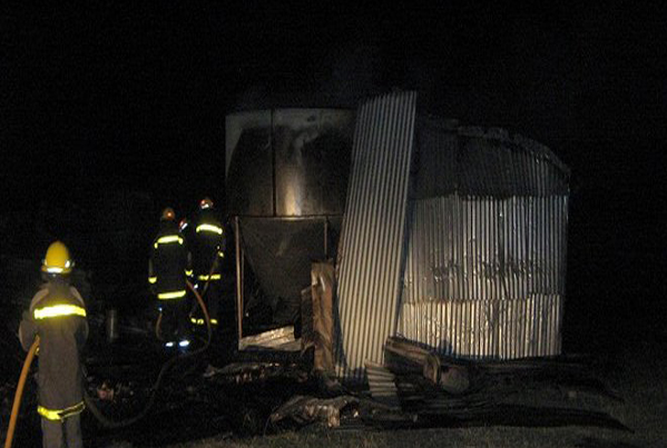 incendio_en_galpon_de_san_salvador