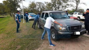 Detuvieron a una banda