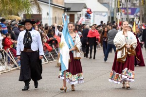 El gobierno provincial conmemoró el aniversario de la Independencia con actos oficiales en Concordia