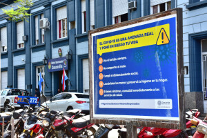 campaña prevencion covid 19 en la via publica
