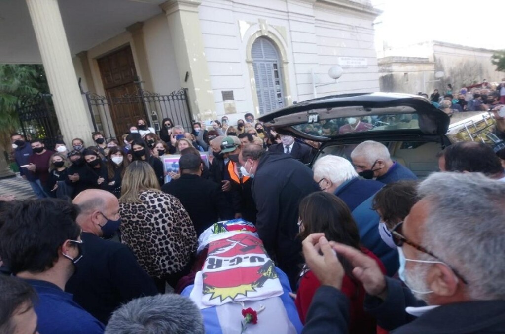 Sergio Varisco recibió el último adiós en el cementerio municipal de Paraná