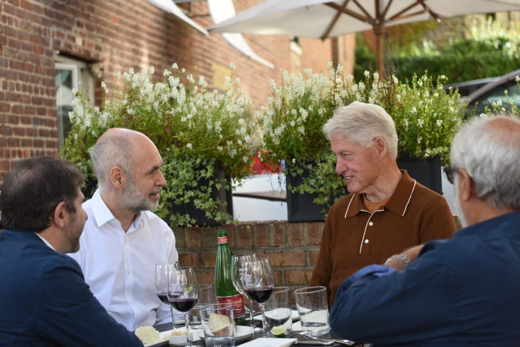 Horacio Rodríguez Larreta reunido con el ex presidente Bill Clinton