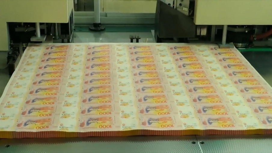 El relato choca con la realidad. "Imprimir billetes no genera inflación, la generan los empresarios cegados por la ambición"